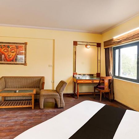 Super Townhouse Subhash Nagar Formerly Royal Palazzo Jaipur Eksteriør bilde