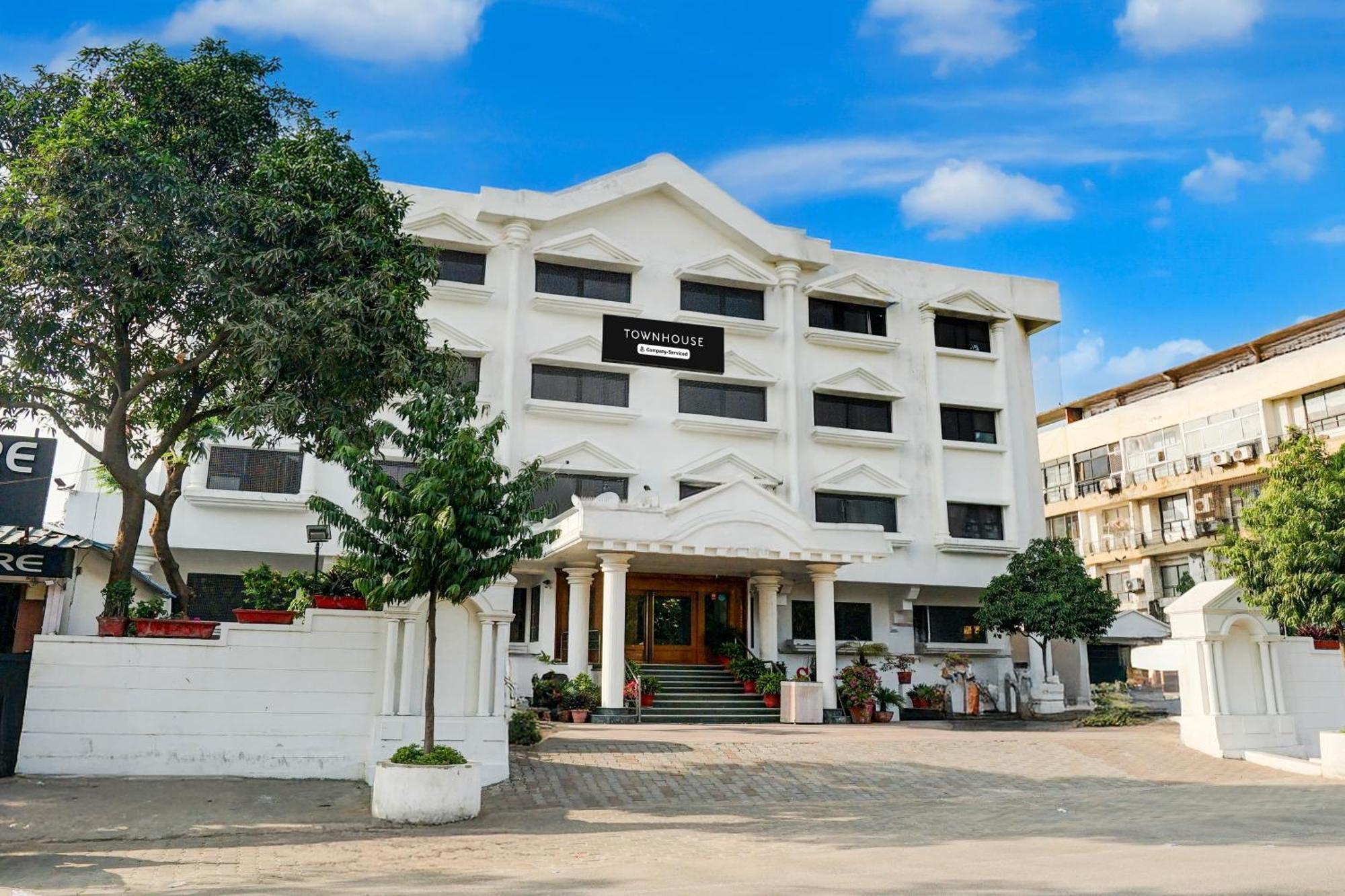 Super Townhouse Subhash Nagar Formerly Royal Palazzo Jaipur Eksteriør bilde